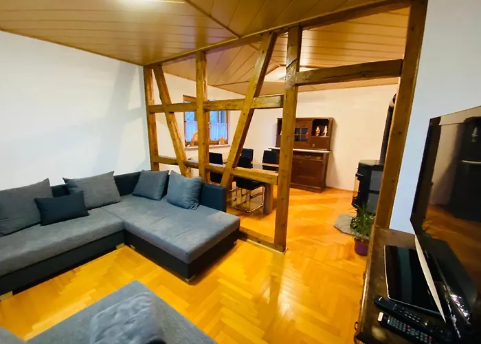 An Den Erlewiesen, 3sz, 85qm, Kamin Appartement *