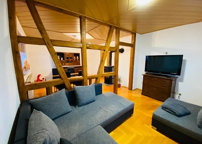 An Den Erlewiesen, 3sz, 85qm, Kamin * Schleusingen